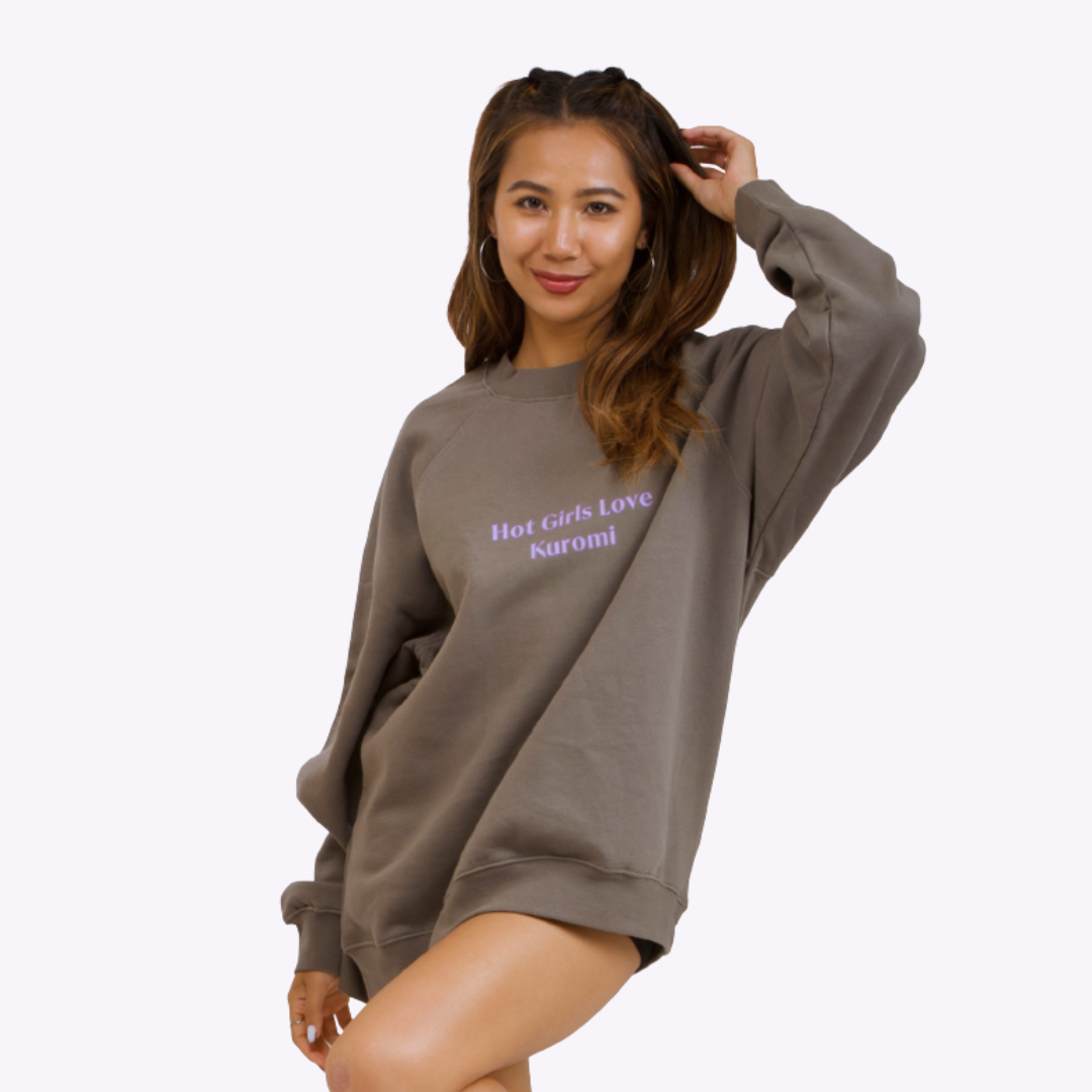 Hot Girls Love Kuromi -  Oversized Sweatshirt