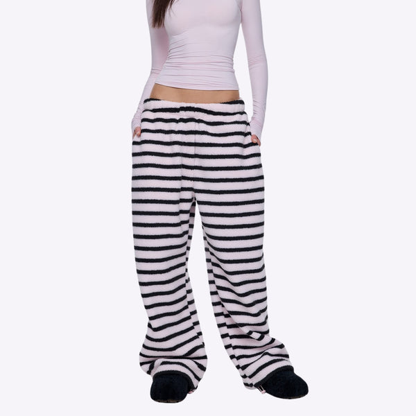 Bria Oversized Fleece Pants