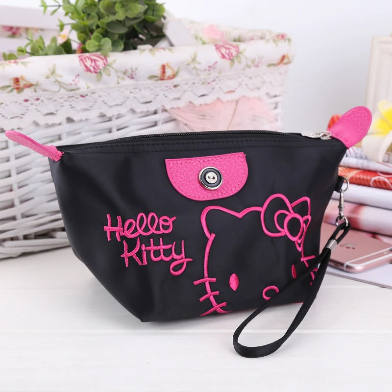 Hello Kitty Essential Make Up Bag