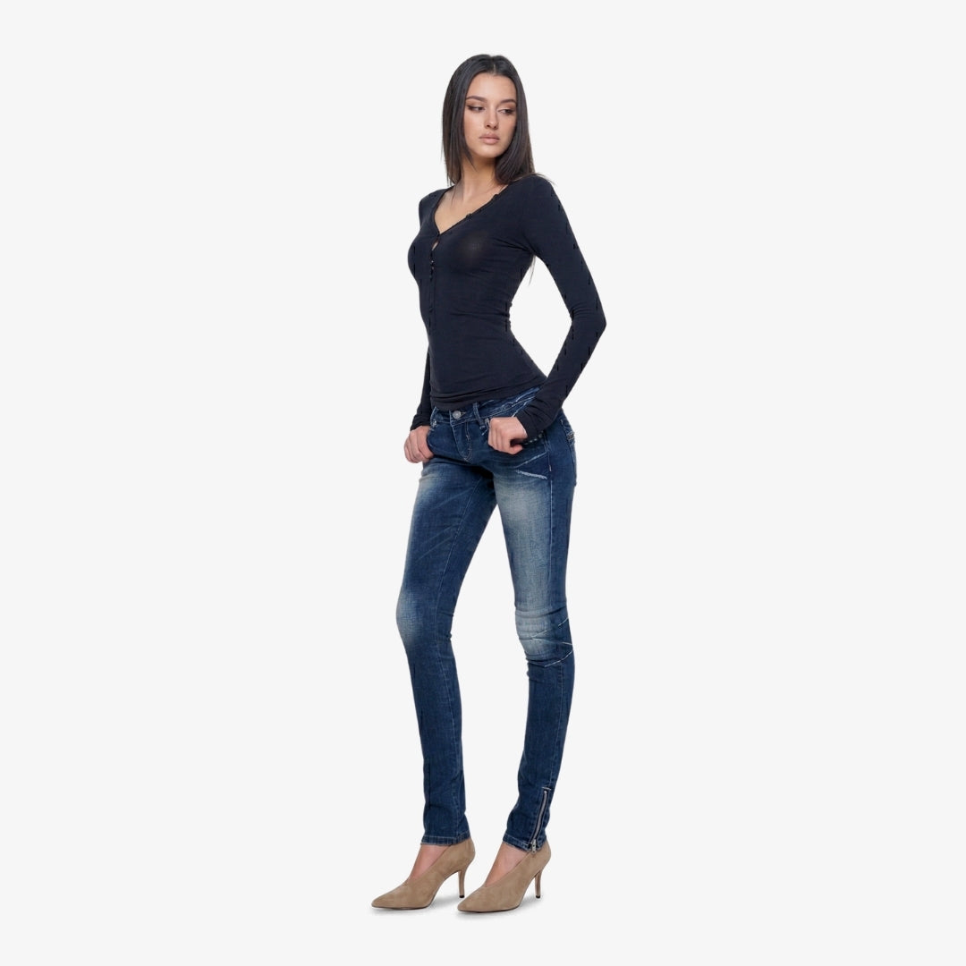 Sadira Sculpt V Knit